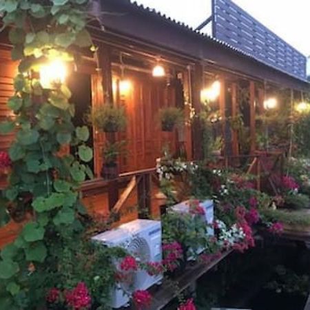 Maa Damnoen B And B Damnoen Saduak Bagian luar foto