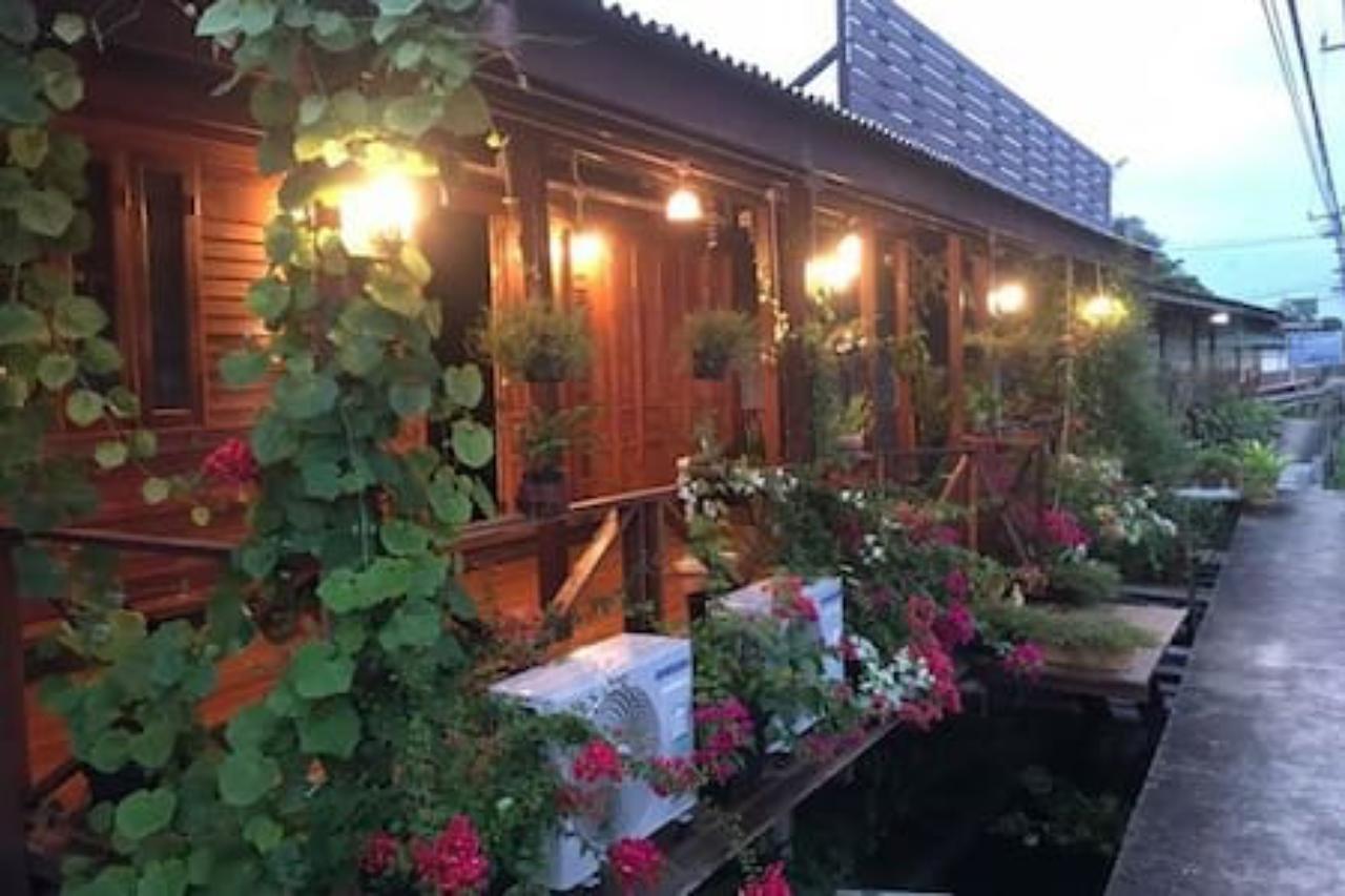 Maa Damnoen B And B Damnoen Saduak Bagian luar foto